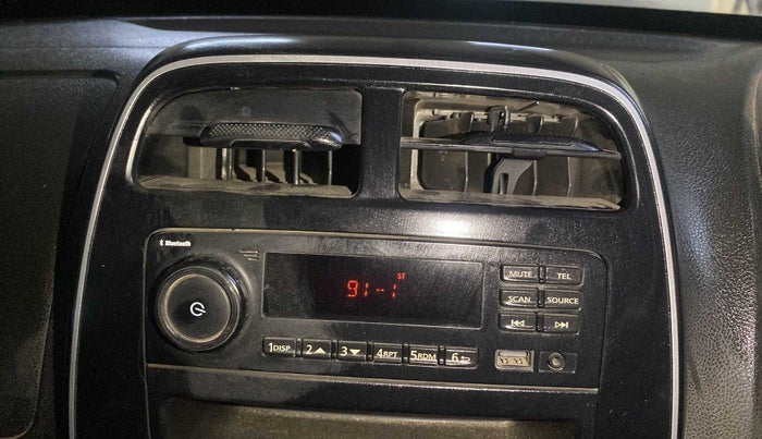 2017 Renault Kwid RXL, Petrol, Manual, 74,754 km, AC Unit - Front vent has minor damage