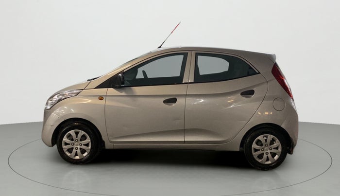 2016 Hyundai Eon MAGNA +, Petrol, Manual, 30,293 km, Left Side