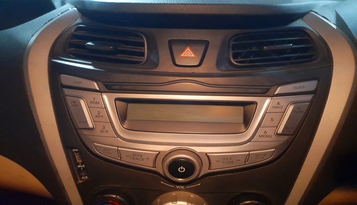 2016 Hyundai Eon MAGNA +, Petrol, Manual, 77,224 km, Infotainment system - Music system not functional