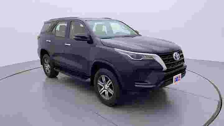 Used TOYOTA FORTUNER 2021 EXR Automatic, 64,306 km, Petrol Car