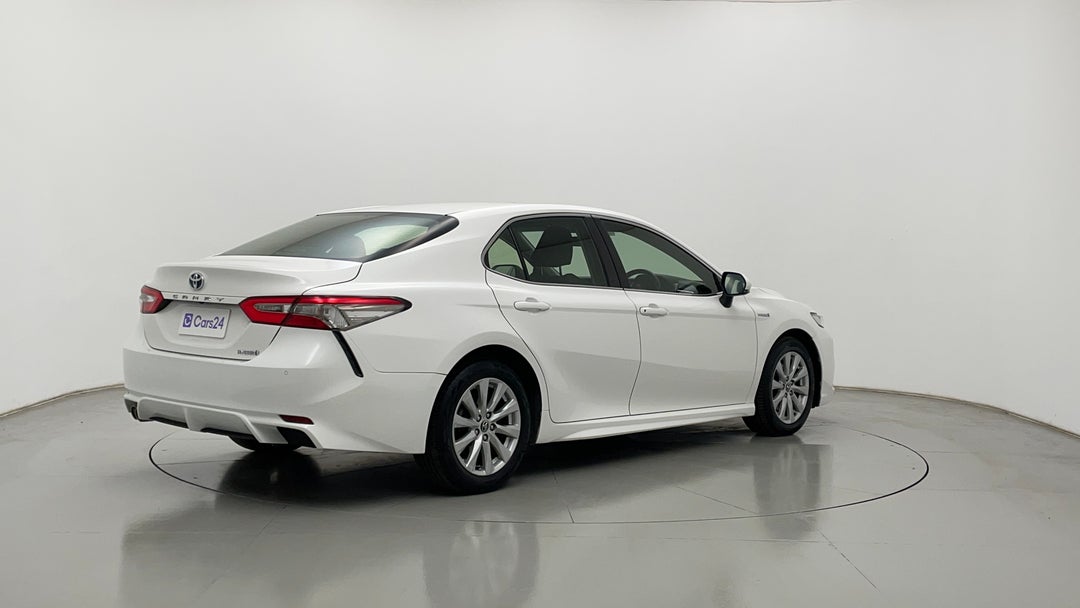 Right Back Diagonal (45- Degree) View