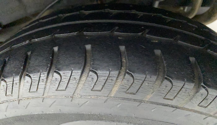 2018 Datsun Go Plus T, Petrol, Manual, 44,542 km, Left Rear Tyre Tread