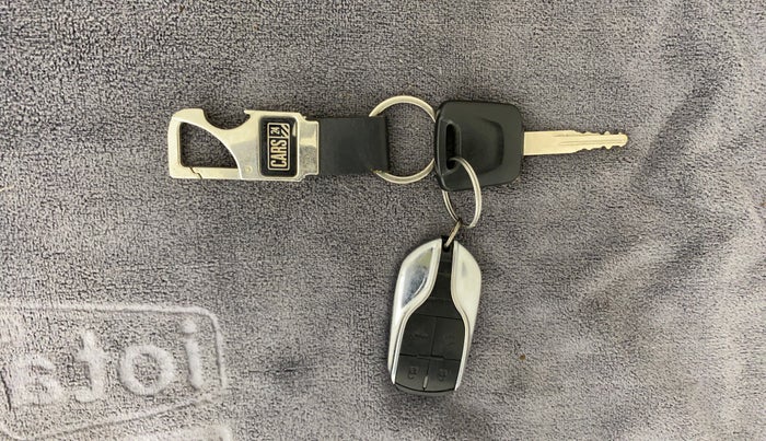 2018 Datsun Go Plus T, Petrol, Manual, 44,542 km, Lock system - Central lock not working