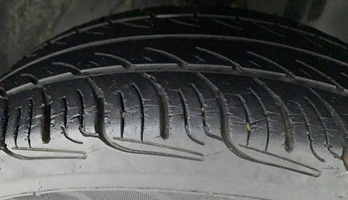 2018 Datsun Go Plus T, Petrol, Manual, 44,542 km, Right Front Tyre Tread