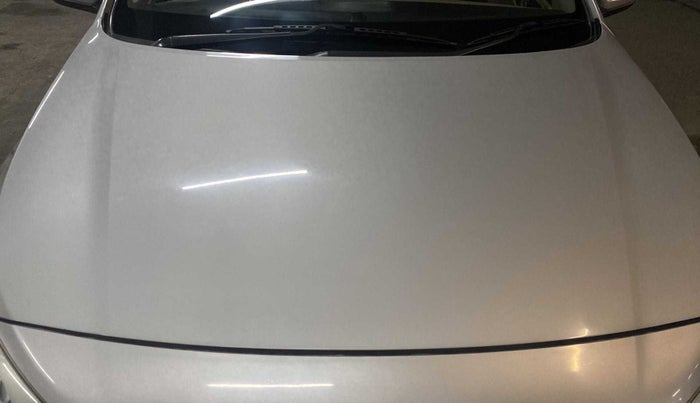 2016 Hyundai Elite i20 ASTA 1.4 CRDI, Diesel, Manual, 1,03,600 km, Bonnet (hood) - Minor scratches