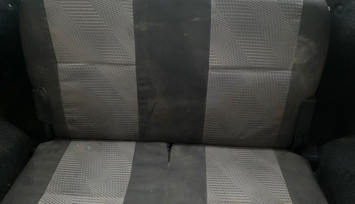 2021 Datsun Go Plus T(O), Petrol, Manual, 45,062 km, Third-row left seat - Cover slightly stained