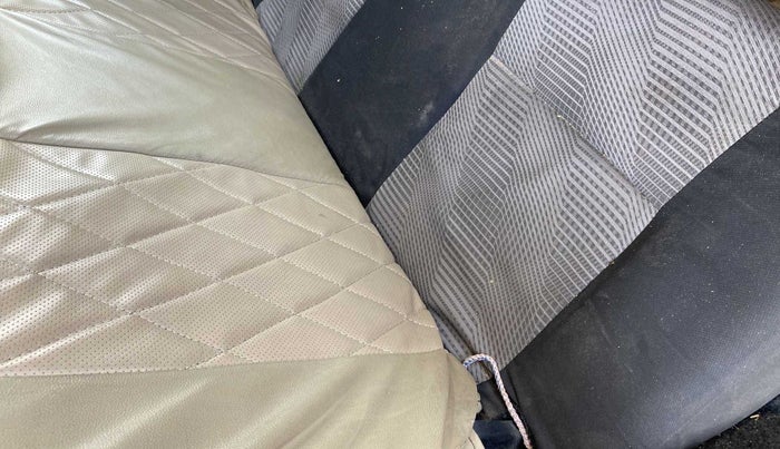 2021 Datsun Go Plus T(O), Petrol, Manual, 45,062 km, Second-row right seat - Cover slightly stained