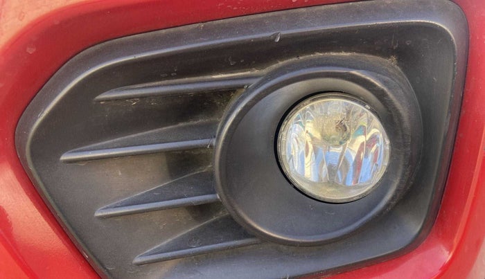 2020 Maruti Vitara Brezza VXI AT SHVS, Petrol, Automatic, 39,570 km, Left fog light - Not working