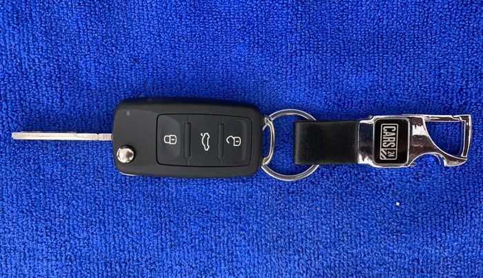 2020 Volkswagen Vento HIGHLINE 1.0L TSI AT, Petrol, Automatic, 47,422 km, Key Close Up