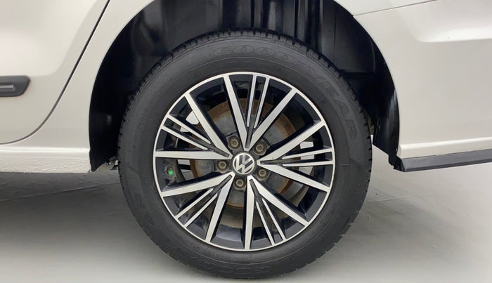 2020 Volkswagen Vento HIGHLINE 1.0L TSI AT, Petrol, Automatic, 47,422 km, Left Rear Wheel