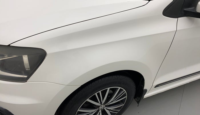 2020 Volkswagen Vento HIGHLINE 1.0L TSI AT, Petrol, Automatic, 47,422 km, Left fender - Paint has minor damage