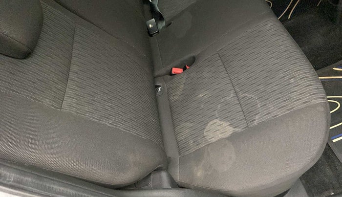 2017 Maruti Baleno ALPHA CVT PETROL 1.2, Petrol, Automatic, 7,79,341 km, Second-row right seat - Cover slightly stained