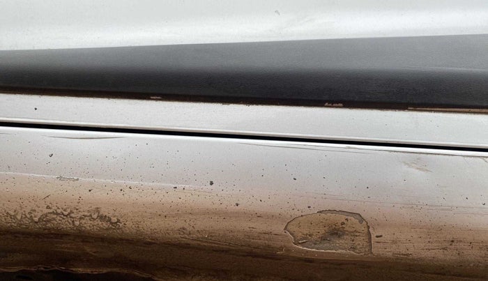 2014 Hyundai Xcent S 1.2, Petrol, Manual, 98,024 km, Left running board - Minor scratches