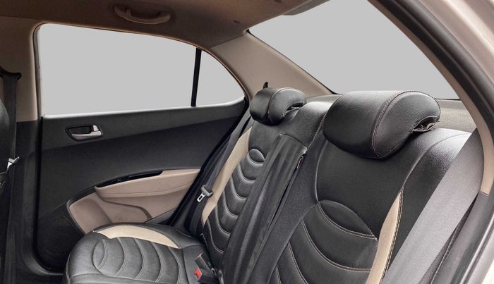 2014 Hyundai Xcent S 1.2, Petrol, Manual, 98,024 km, Right Side Rear Door Cabin