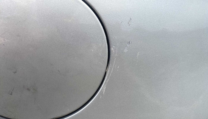2012 Volkswagen Vento HIGHLINE 1.6 MPI, Petrol, Manual, 94,158 km, Right quarter panel - Minor scratches