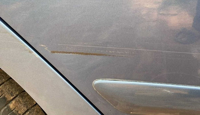 2013 Toyota Corolla Altis J PETROL, Petrol, Manual, 56,766 km, Right rear door - Minor scratches