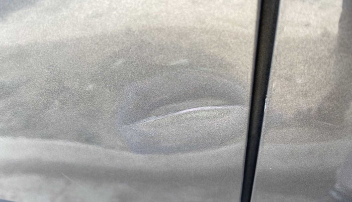 2017 Datsun Redi Go S, Petrol, Manual, 28,614 km, Right rear door - Slightly dented