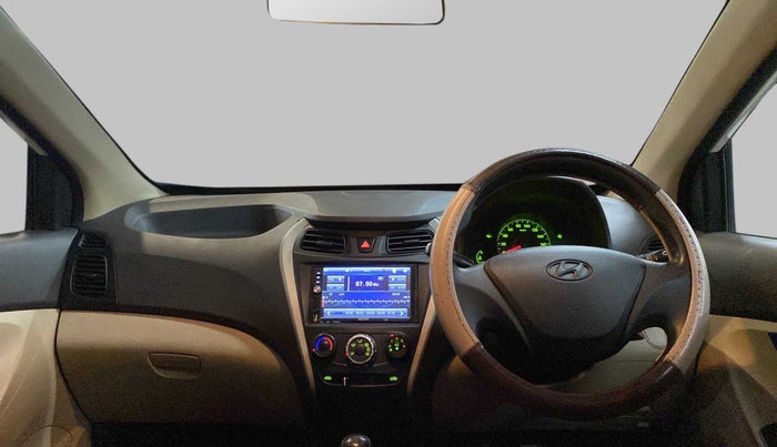 2017 Hyundai Eon ERA +, Petrol, Manual, 27,952 km, Dashboard