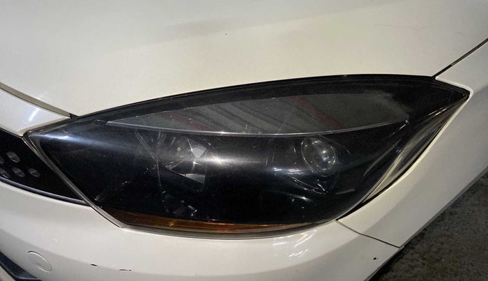 2019 Tata Tiago XZ PLUS PETROL, Petrol, Manual, 56,261 km, Left headlight - Minor scratches