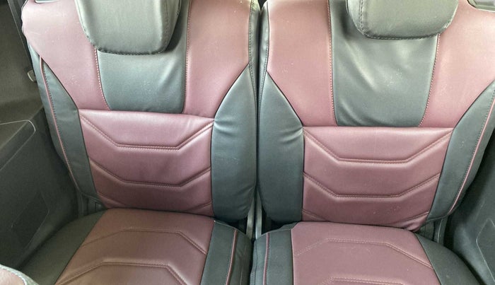 2019 Maruti XL6 ZETA MT, Petrol, Manual, 33,167 km, Third Seat Row ( optional )