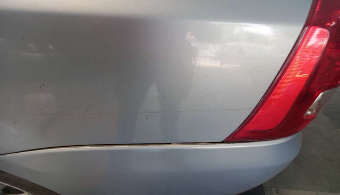 2011 Toyota Etios V, Petrol, Manual, 87,676 km, Left quarter panel - Minor scratches