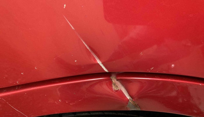 2011 Toyota Etios Liva G, Petrol, Manual, 86,323 km, Left quarter panel - > 4 inch scratches + Count of scratches >3