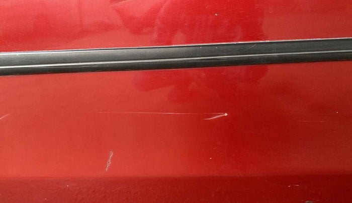 2011 Toyota Etios Liva G, Petrol, Manual, 86,323 km, Front passenger door - Minor scratches