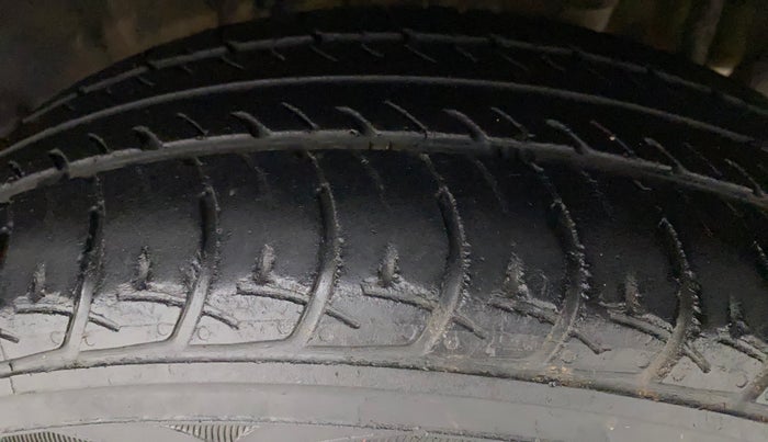2019 Datsun Go T(O), Petrol, Manual, 46,116 km, Left Rear Tyre Tread