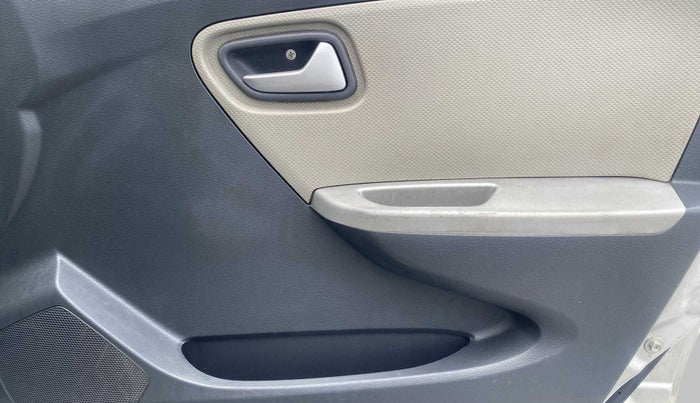 2015 Maruti Alto K10 VXI, Petrol, Manual, 1,04,029 km, Driver Side Door Panels Control
