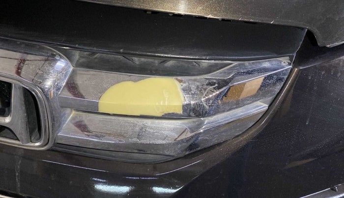 2015 Honda Amaze 1.2L I-VTEC S, Petrol, Manual, 1,05,269 km, Front bumper - Chrome strip damage