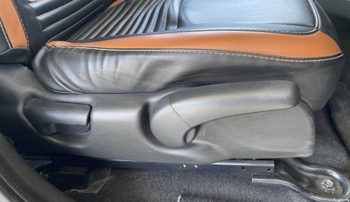 2018 Honda WR-V 1.2L I-VTEC S MT, Petrol, Manual, 30,194 km, Driver Side Adjustment Panel