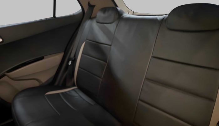 2019 Hyundai Grand i10 SPORTZ 1.2 KAPPA VTVT, Petrol, Manual, 68,298 km, Right Side Rear Door Cabin