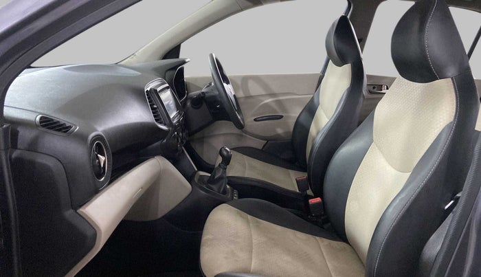 2019 Hyundai NEW SANTRO MAGNA, Petrol, Manual, 24,043 km, Right Side Front Door Cabin