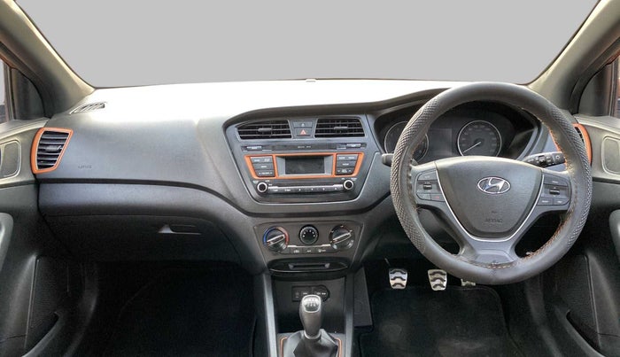 2016 Hyundai i20 Active 1.2 S, Petrol, Manual, 31,346 km, Dashboard