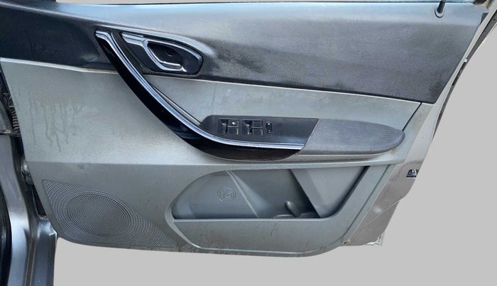 2018 Tata TIGOR XT PETROL, Petrol, Manual, 92,811 km, Driver Side Door Panels Control