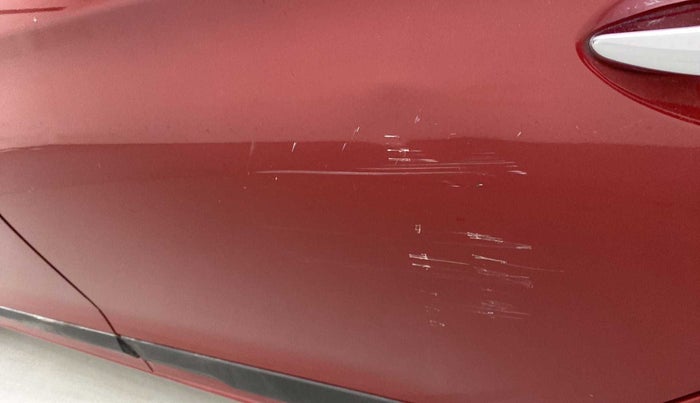 2019 Hyundai Elite i20 1.2  ASTA (O) CVT, Petrol, Automatic, 17,874 km, Rear left door - Slightly dented