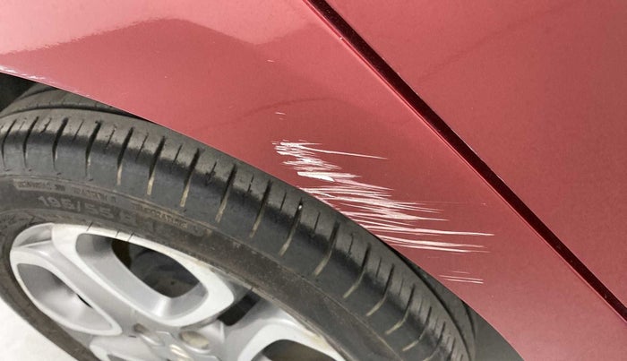 2019 Hyundai Elite i20 1.2  ASTA (O) CVT, Petrol, Automatic, 17,874 km, Right quarter panel - Minor scratches