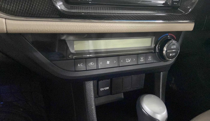 2014 Toyota Corolla Altis VL AT PETROL, Petrol, Automatic, 37,042 km, AC Unit - Directional switch has minor damage