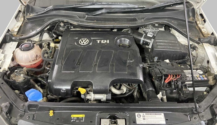 2019 Volkswagen Ameo HIGHLINE PLUS 1.5L AT 16 ALLOY, Diesel, Automatic, 23,104 km, Open Bonet