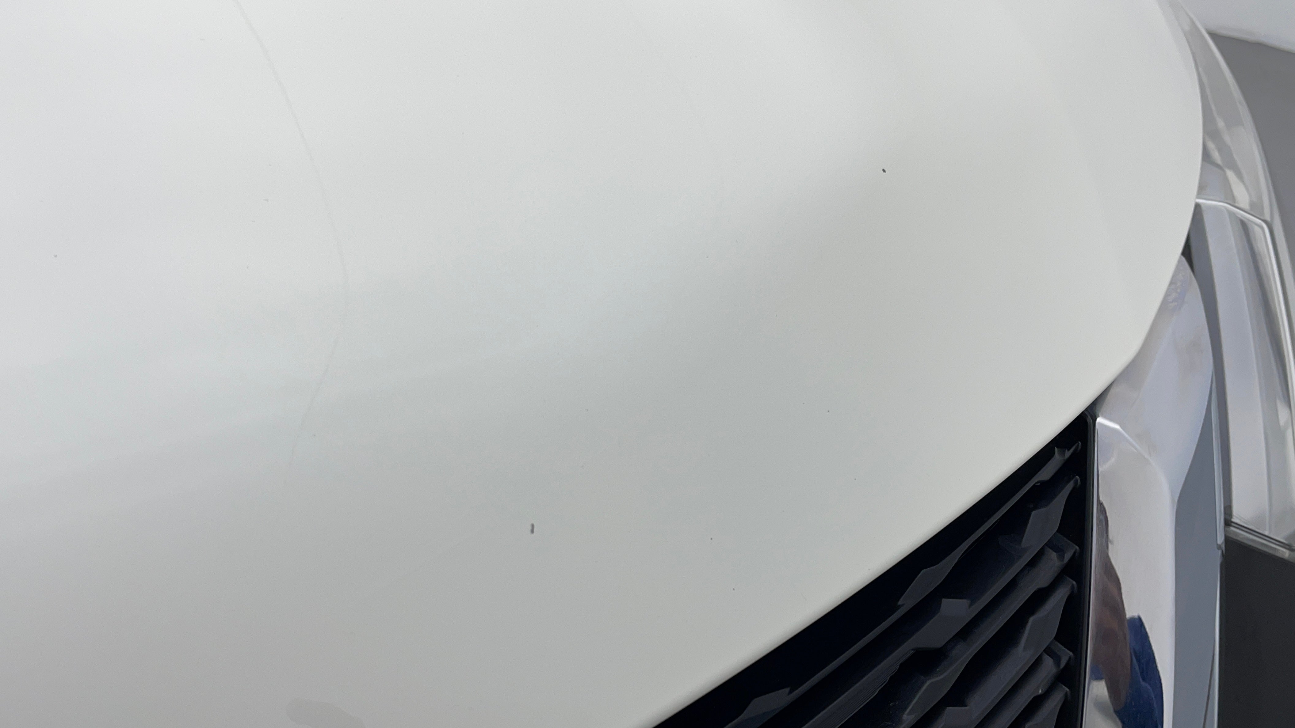 Nissan X-Trail-Bonnet/Hood  Scratched