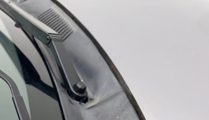 2014 Maruti Wagon R 1.0 LXI CNG, CNG, Manual, 1,19,476 km, Bonnet (hood) - Cowl vent panel has minor damage