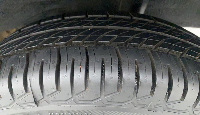 2019 Datsun Redi Go T (O), Petrol, Manual, 33,750 km, Left Rear Tyre Tread