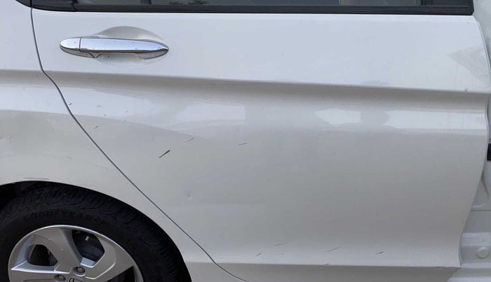 2015 Honda City 1.5L I-VTEC V MT, Petrol, Manual, 46,836 km, Right rear door - Slightly dented