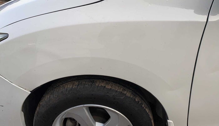 2015 Honda City 1.5L I-VTEC V MT, Petrol, Manual, 46,836 km, Left fender - Circle - Paint ok & Dent >4 inch(If not in Criase Line)