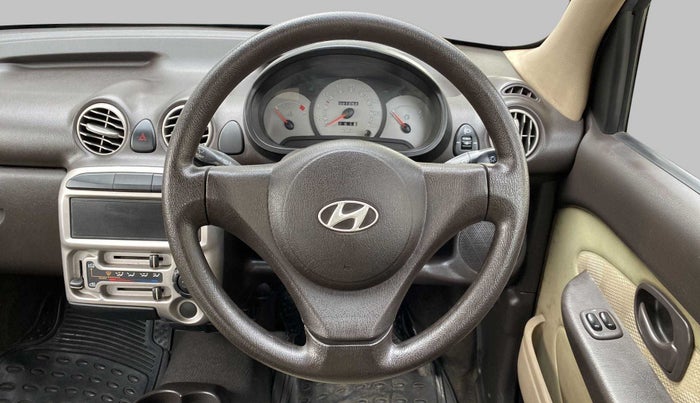 2011 Hyundai Santro Xing GL PLUS, Petrol, Manual, 21,022 km, Steering Wheel Close Up