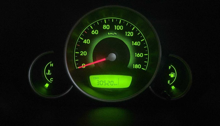 2015 Hyundai Eon MAGNA +, Petrol, Manual, 30,512 km, Odometer Image