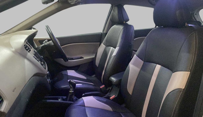 2018 Hyundai Elite i20 ASTA 1.4 CRDI, Diesel, Manual, 56,074 km, Right Side Front Door Cabin