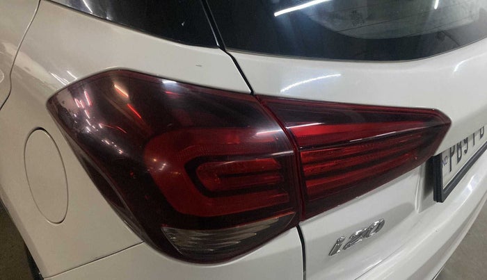 2018 Hyundai Elite i20 ASTA 1.4 CRDI, Diesel, Manual, 56,074 km, Left tail light - Minor damage