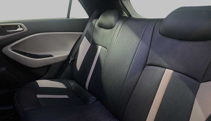 2018 Hyundai Elite i20 ASTA 1.4 CRDI, Diesel, Manual, 56,074 km, Right Side Rear Door Cabin