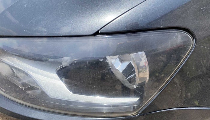 2017 Volkswagen Ameo COMFORTLINE 1.2L, Petrol, Manual, 56,406 km, Left headlight - Minor scratches